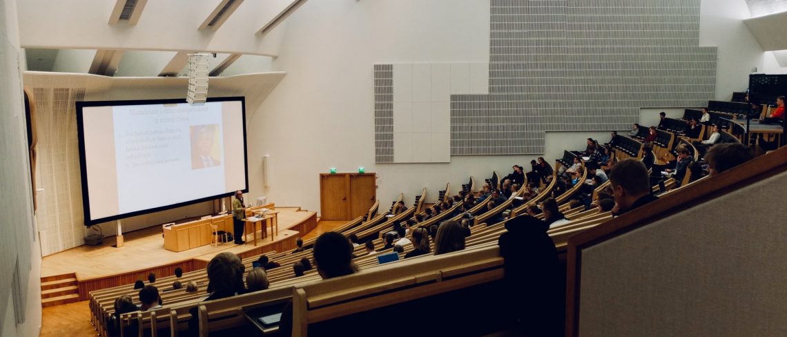 Fakultät "Wirtschaft" - Hochschule Furtwangen